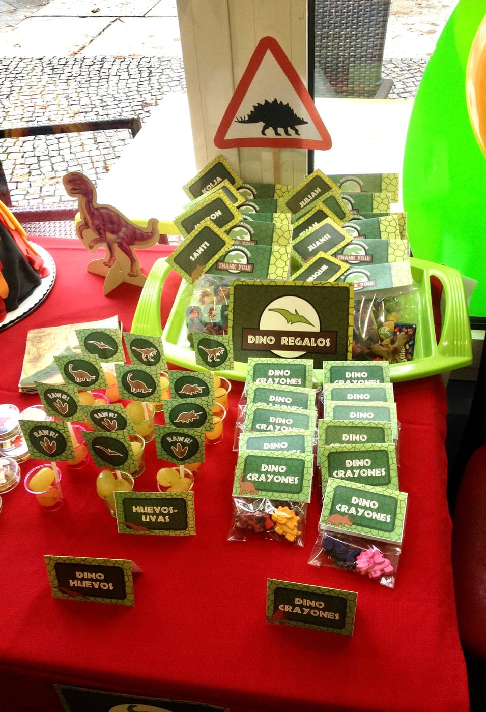 Dino Party